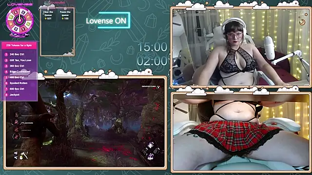 Snapshot of ithuriella chatting on 10.11.25 ithuriella online show from 10.11.25