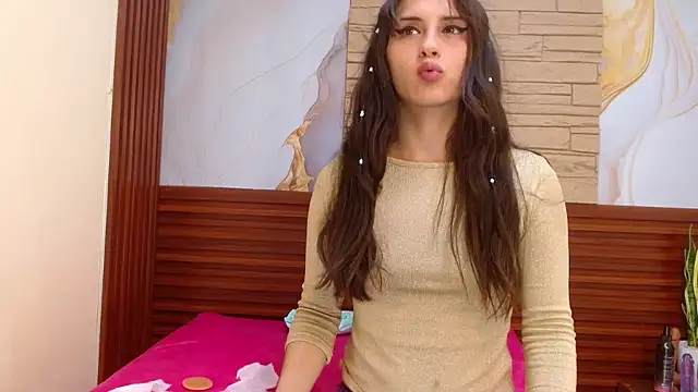 Snapshot of mikaela303av chatting on 10.04.25 mikaela303av online show from 10.04.25