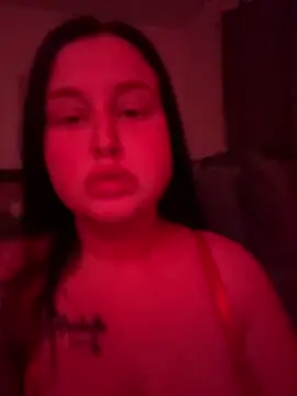 Snapshot of brunetteGirl274 chatting on 10.04.25 brunetteGirl274 online show from 10.04.25