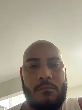 Snapshot of Morenocasado34liberal chatting on 10.02.25 Morenocasado34liberal online show from 10.02.25