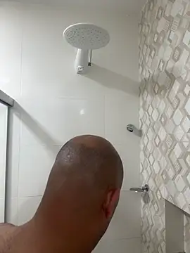 Snapshot of Morenocasado34liberal chatting on 10.22.25 Morenocasado34liberal online show from 10.22.25