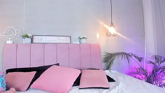 im sofii18 online show from 10.22.25