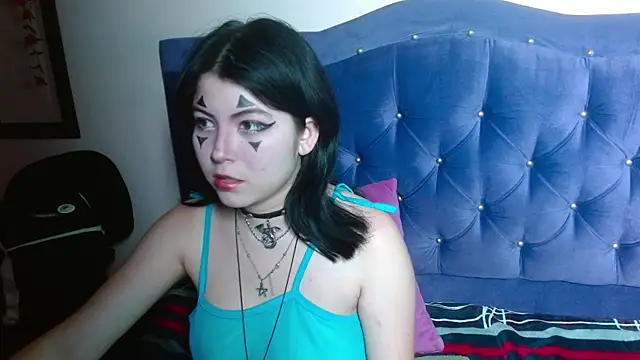 Ginebra Sensual online show from 10.04.25