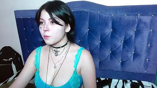 Ginebra Sensual online show from 10.13.25