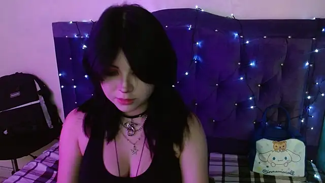 Ginebra Sensual online show from 11.03.25