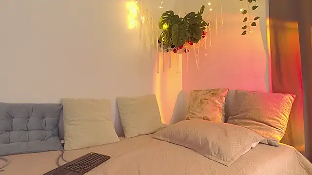 swt helen online show from 12.21.25