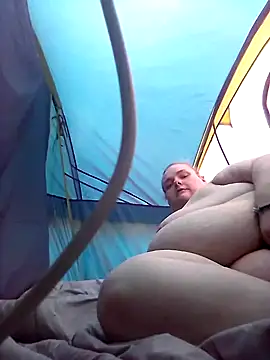 Snapshot of PainPriness chatting on 10.23.25 PainPriness online show from 10.23.25