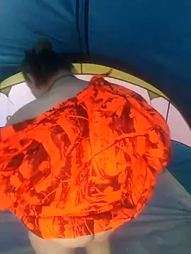 Snapshot of PainPriness chatting on 10.28.25 PainPriness online show from 10.28.25