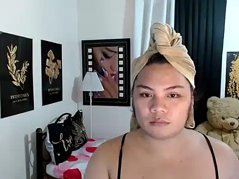 Snapshot of TSbrianaHugeCock chatting on 02.13.26 TSbrianaHugeCock online show from 02.13.26