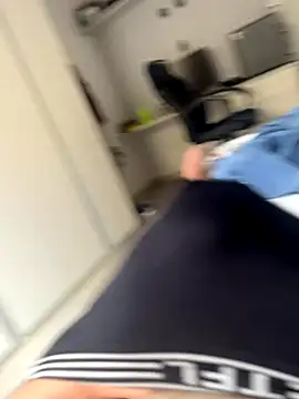 Novinho16cmz online show from 10.07.25