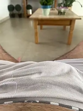 Novinho16cmz online show from 10.24.25