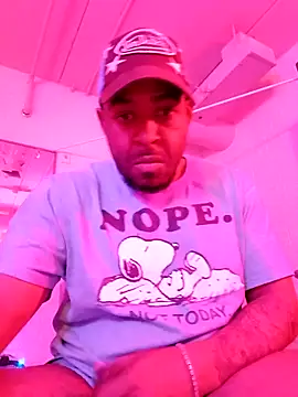 Nuttygmarley online show from 11.28.25