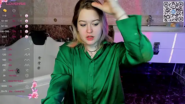 HelenHartt online show from 11.16.25