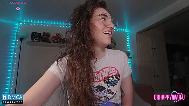 Snapshot of urhappywaifu chatting on 09.30.25 urhappywaifu online show from 09.30.25