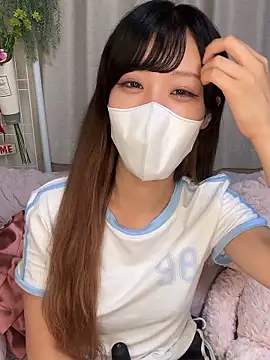 Snapshot of emiiiii1001 chatting on 09.14.25 emiiiii1001 online show from 09.14.25