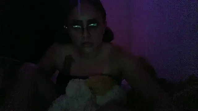 Snapshot of jenmarquez_ chatting on 10.30.25 jenmarquez  online show from 10.30.25