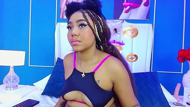 AngelaRoberts online show from 10.27.25