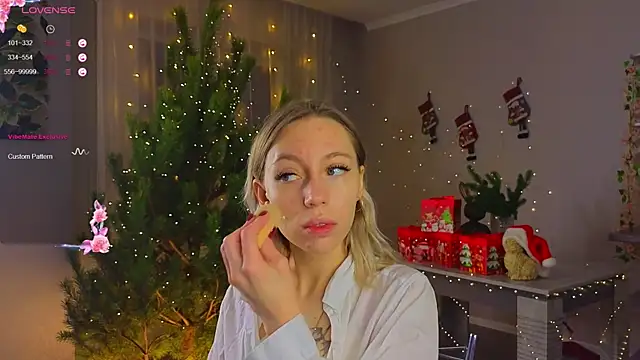 NyxaThorn online show from 12.20.25