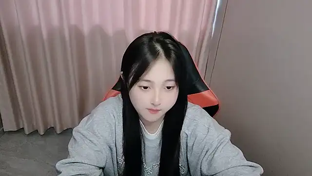 Snapshot of xxz98 chatting on 04.20.26 xxz98 online show from 04.20.26