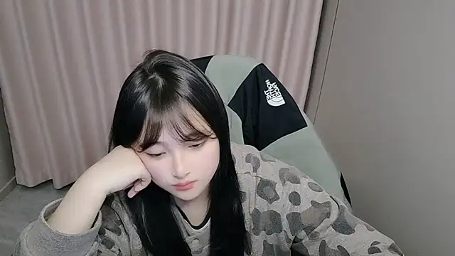 Snapshot of xxz98 chatting on 04.22.26 xxz98 online show from 04.22.26