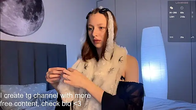 EllieDream online show from 10.31.25