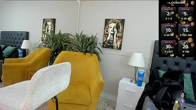 Snapshot of emilio_brandon chatting on 10.21.25 emilio brandon online show from 10.21.25