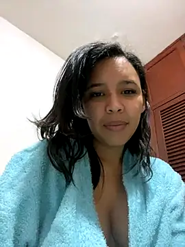 Snapshot of Esmeraldagh_ chatting on 09.14.25 Esmeraldagh online show from 09.14.25