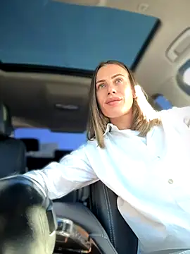 Snapshot of _JessyRey_ chatting on 09.19.25 JessyRey online show from 09.19.25