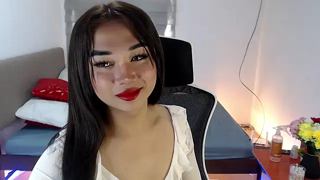 SultryCyraFoxmore online show from 09.14.25