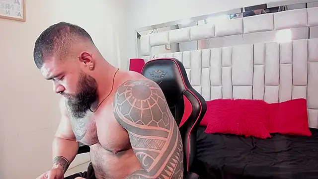 college muscle ass1 online show from 10.01.25