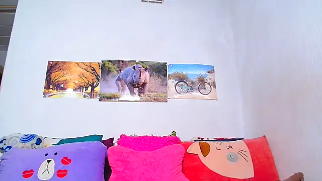 LoloQueen5 online show from 11.19.25