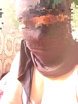 Snapshot of Forla-40 chatting on 10.14.25 Forla-40 online show from 10.14.25