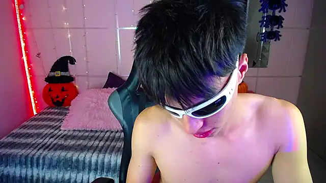 Justin gray  online show from 10.22.25