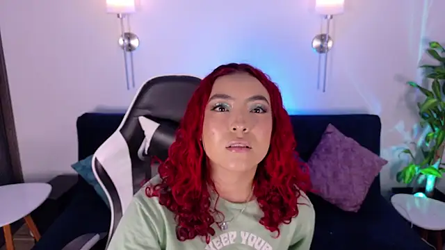 Snapshot of Silvana_Goddess chatting on 10.18.25 Silvana Goddess online show from 10.18.25