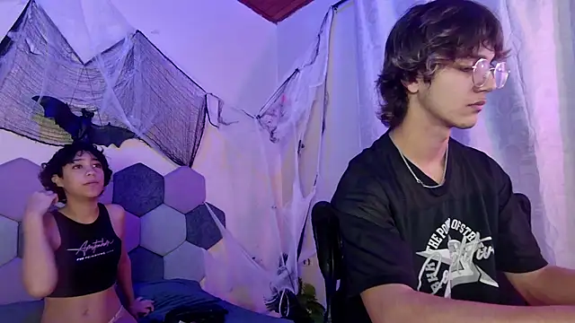 Snapshot of 2006_tgn chatting on 11.06.25 2006 tgn online show from 11.06.25