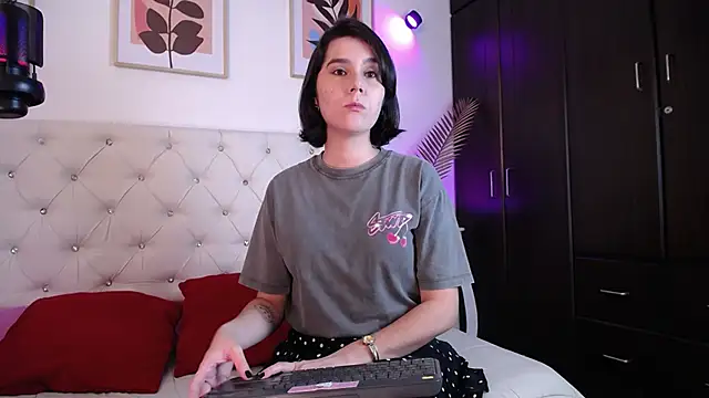 barbyehot online show from 12.14.25