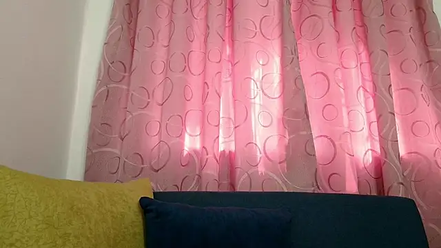 TifanyQueen  online show from 09.16.25