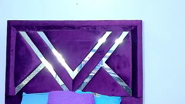 Snapshot of Lushy_sweet chatting on 11.22.25 Lushy sweet online show from 11.22.25