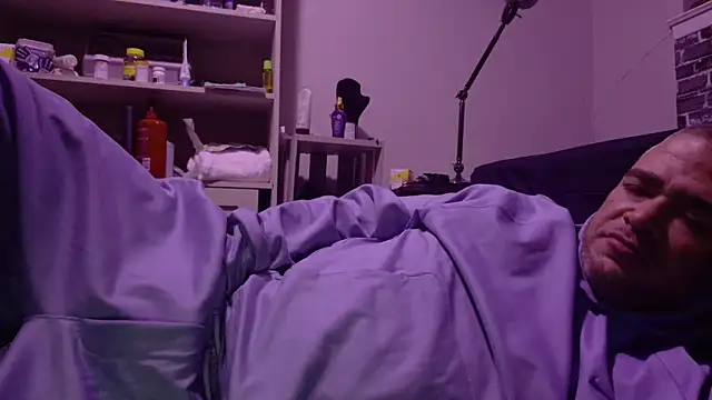 Snapshot of Dallasbest214 chatting on 03.13.26 Dallasbest214 online show from 03.13.26