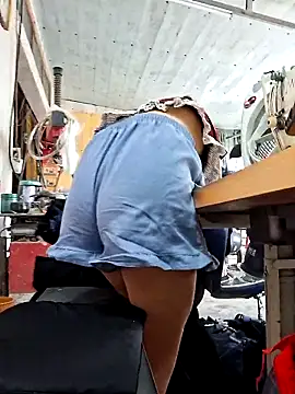 Snapshot of irina_hana chatting on 10.26.25 irina hana online show from 10.26.25