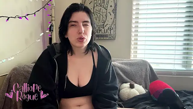 Snapshot of callioperogue chatting on 11.03.25 callioperogue online show from 11.03.25