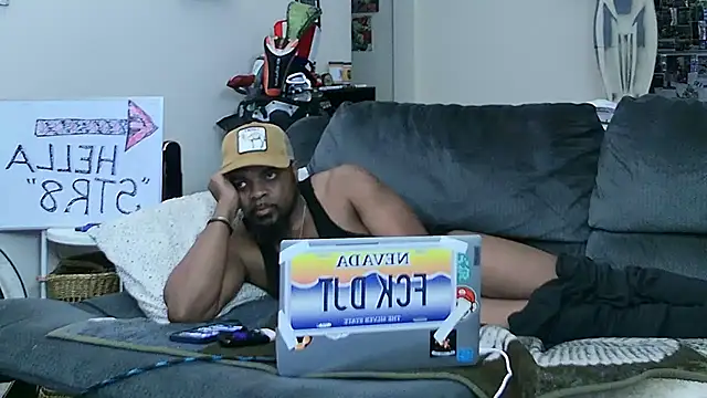 Str8ishVegasGuy online show from 10.29.25