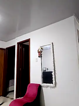 Alisson Milf online show from 10.13.25