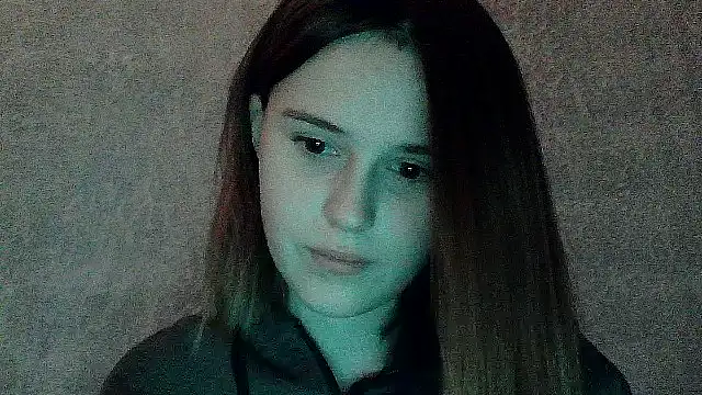 SweetLoraa online show from 10.24.25