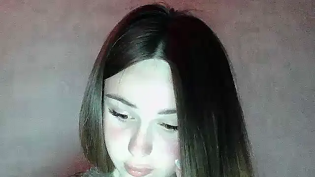 SweetLoraa online show from 04.25.26