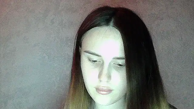 SweetLoraa online show from 06.10.26