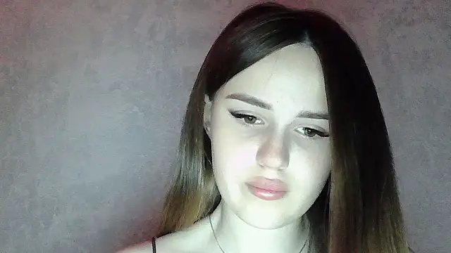 SweetLoraa online show from 06.19.26