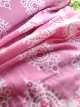 Snapshot of Tamilreethu chatting on 09.25.25 Tamilreethu online show from 09.25.25