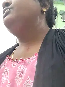 Snapshot of Tamilreethu chatting on 10.04.25 Tamilreethu online show from 10.04.25