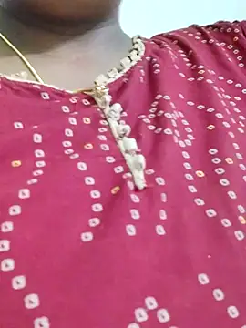 Snapshot of Tamilreethu chatting on 10.07.25 Tamilreethu online show from 10.07.25